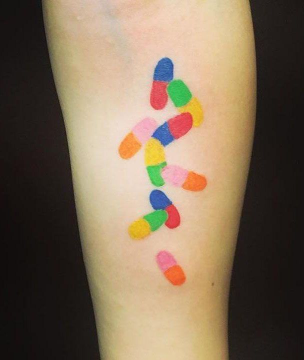 30 Unique Pill Tattoos to Inspire You