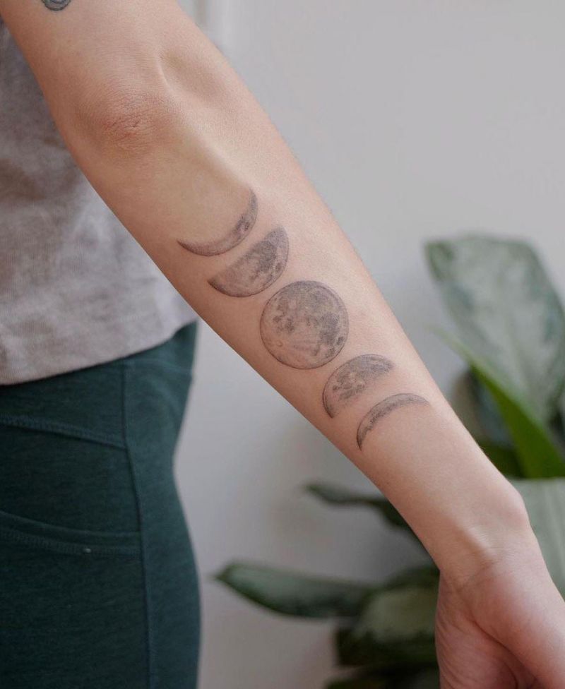 30 Pretty Moon Phase Tattoos You Must Love