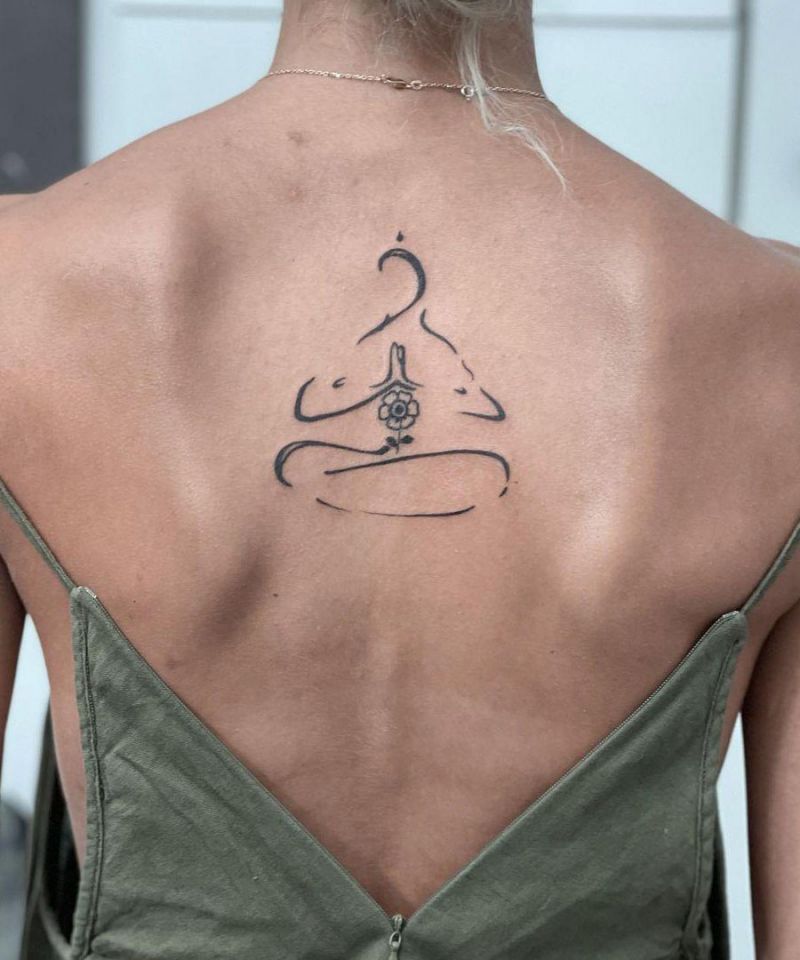 30 Incredible Line Tattoos You Can Copy