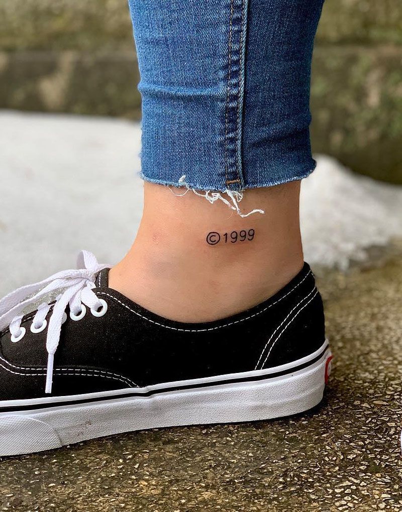 22 Pretty Copyright Tattoos You Will Love