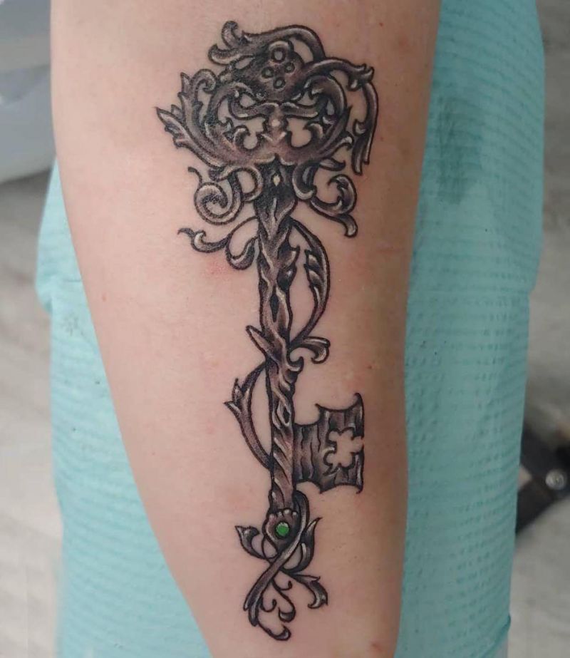 30 Pretty Skeleton Key Tattoos You Can Copy