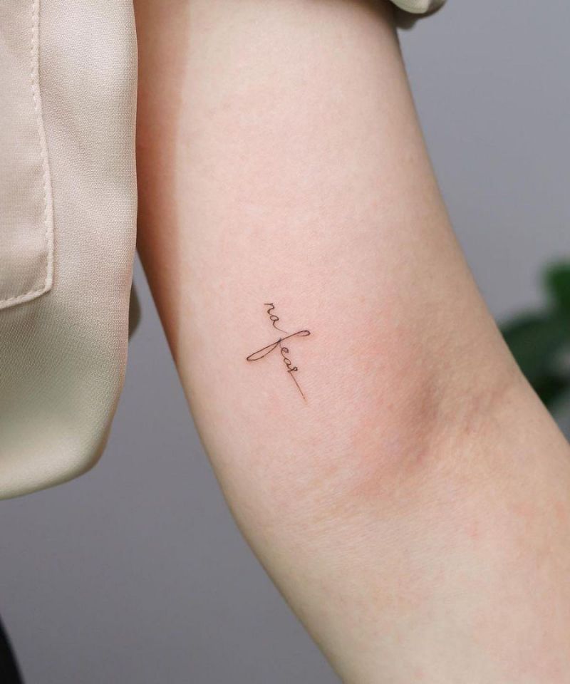 30 Incredible Line Tattoos You Can Copy