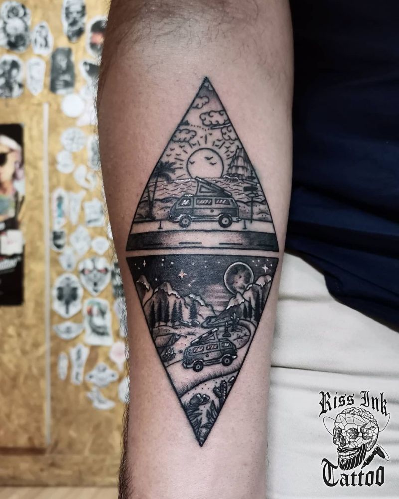 30 Pretty Road Trip Tattoos to Inspire You