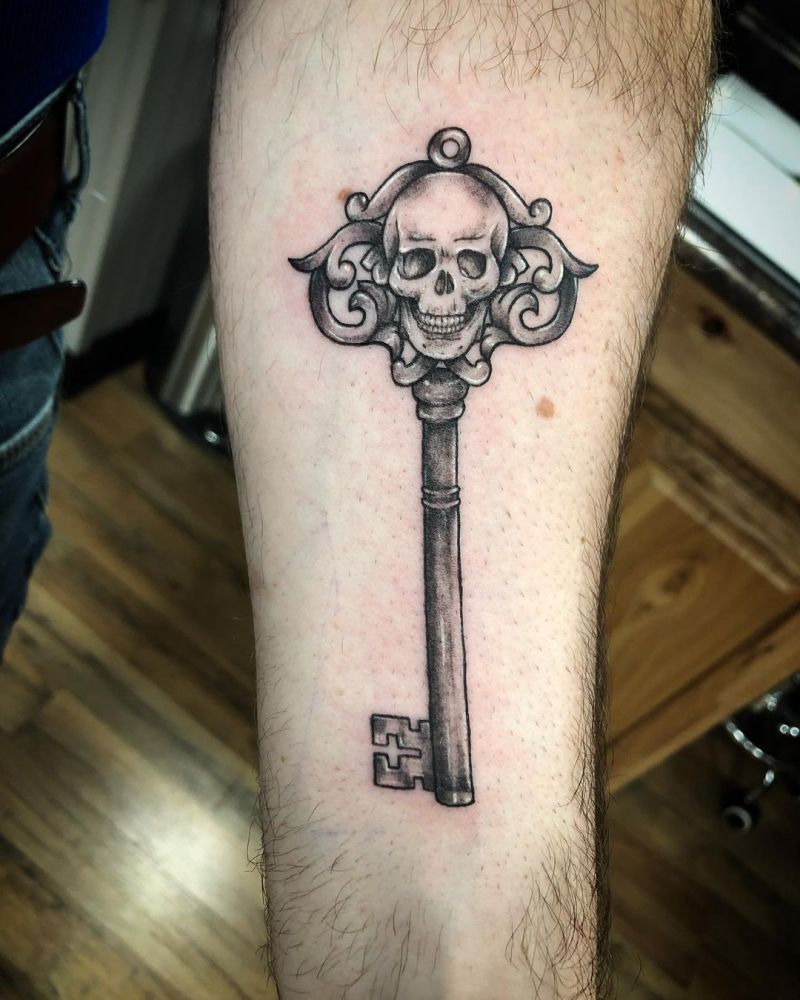 30 Pretty Skeleton Key Tattoos You Can Copy