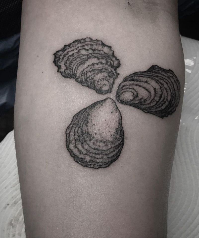 30 Pretty Oyster Tattoos You Can Copy