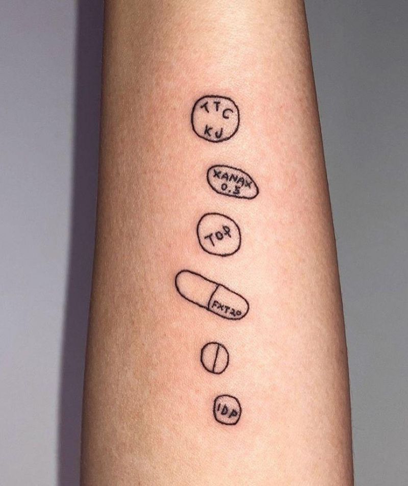 30 Unique Pill Tattoos to Inspire You