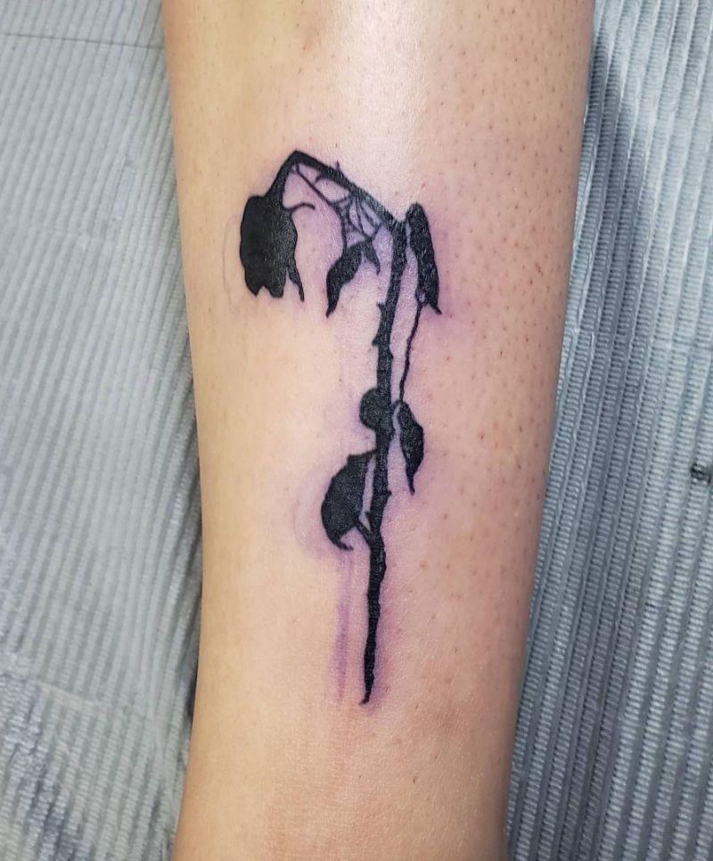 30 Unique Dead Rose Tattoos You Must Love