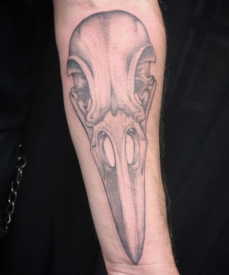 30 Pretty Raven Skull Tattoos You Must Try