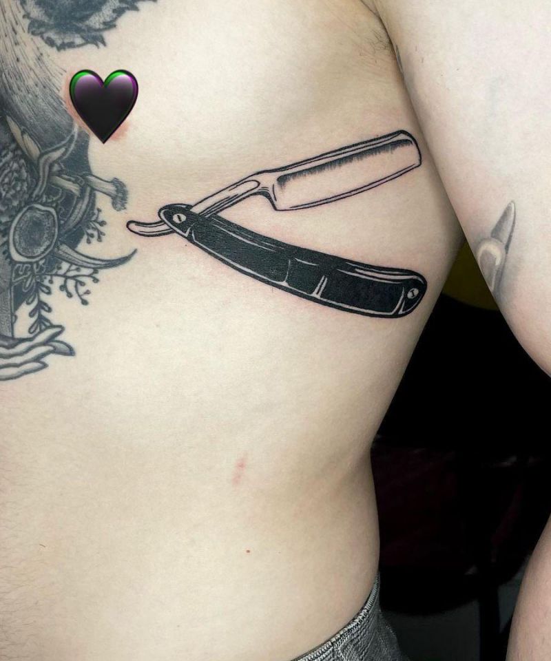 30 Pretty Razor Tattoos for Your Inspiration