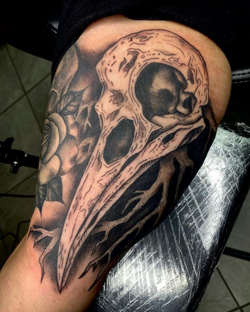 30 Pretty Raven Skull Tattoos You Must Try