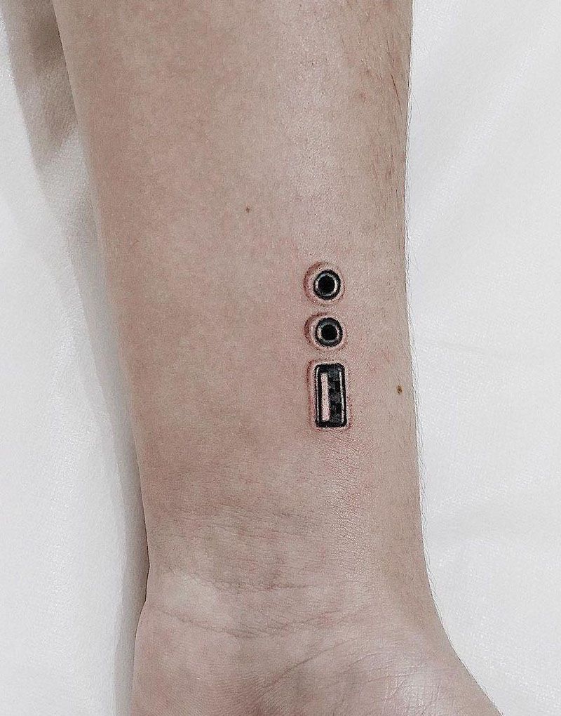 30 Unique USB Tattoos for Your Inspiration