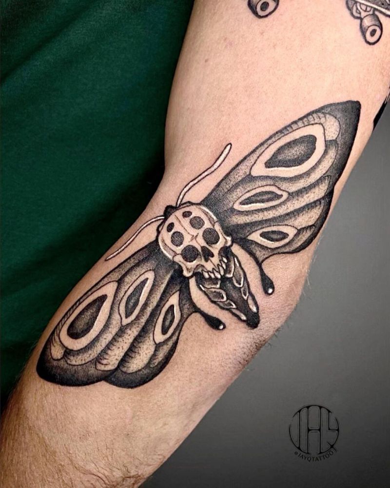 30 Gorgeous Death Moth Tattoos for Your Inspiration