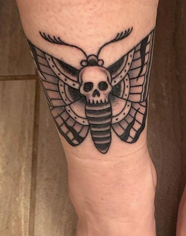 30 Gorgeous Death Moth Tattoos for Your Inspiration