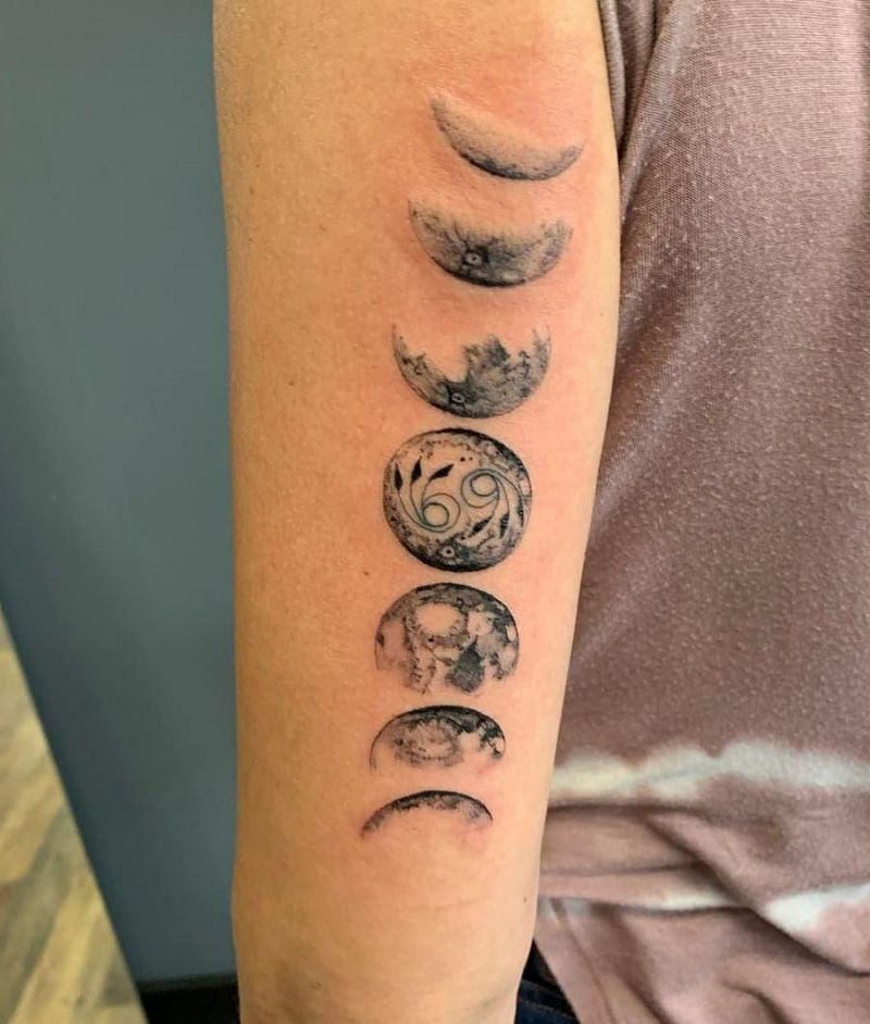 30 Pretty Moon Phase Tattoos You Must Love