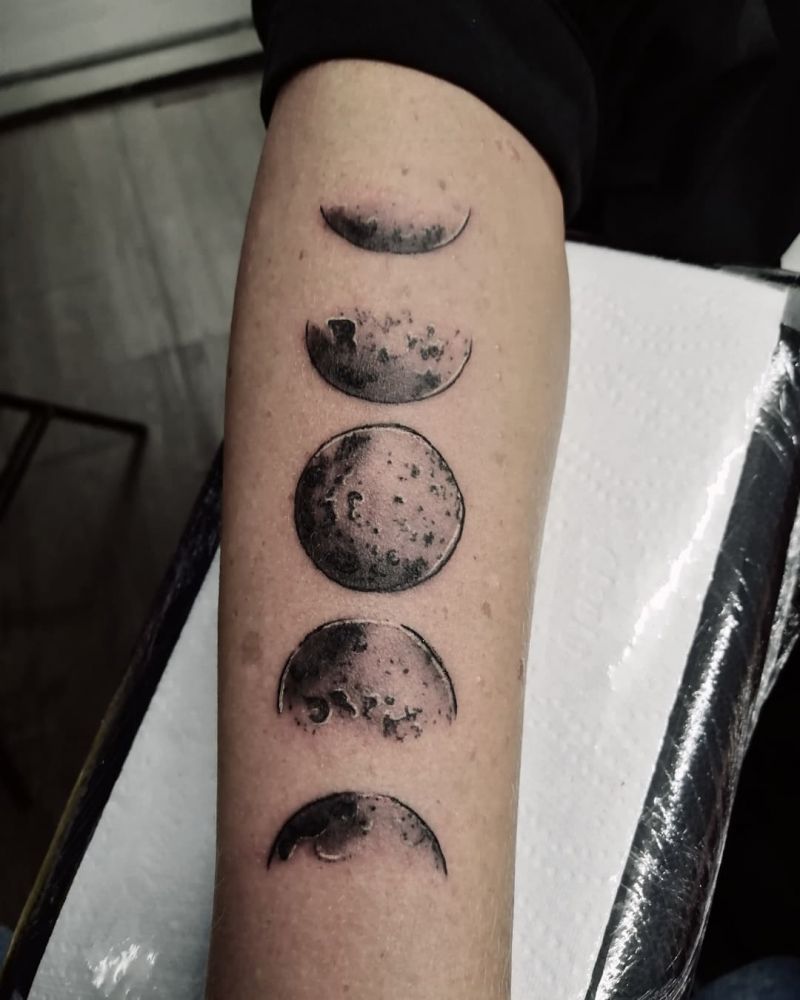 30 Pretty Moon Phase Tattoos You Must Love