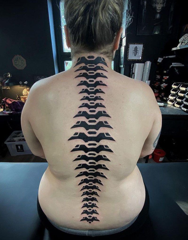 21 Gorgeous Spinal Cord Tattoos You Must Try