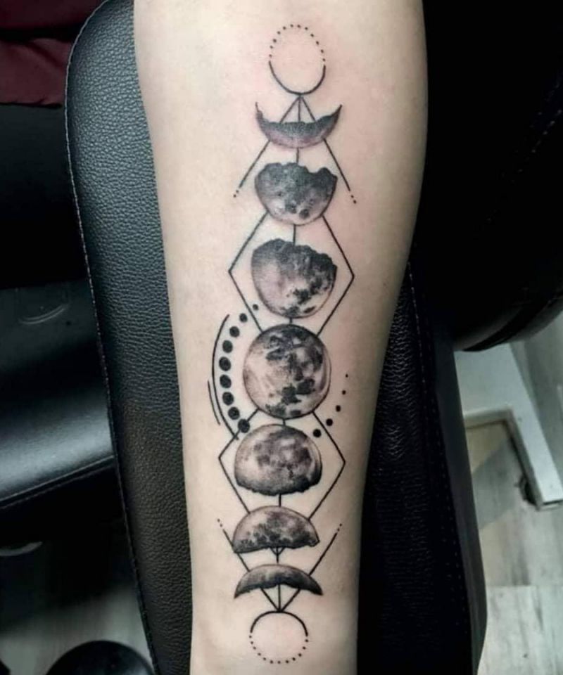 30 Pretty Moon Phase Tattoos You Must Love