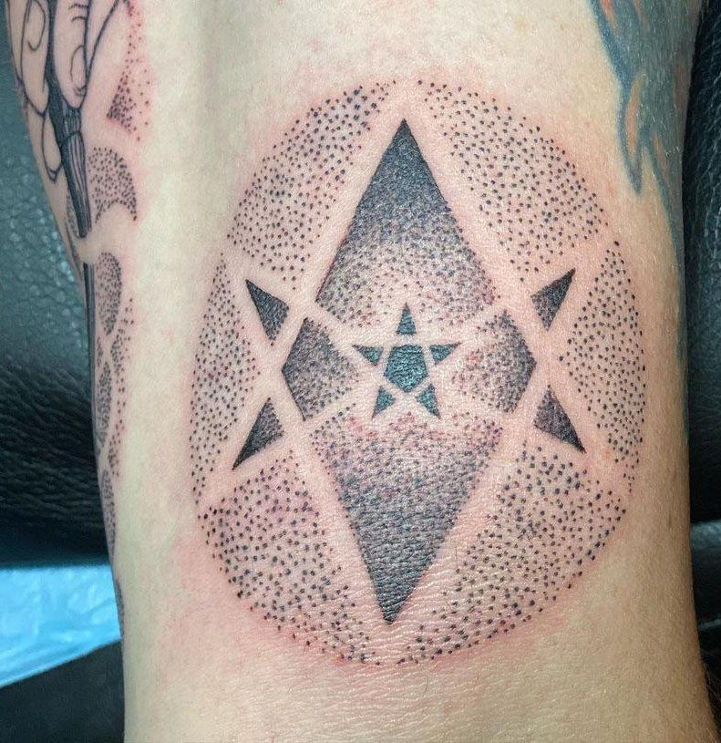 24 Pretty Unicursal Hexagram Tattoos You Can Copy