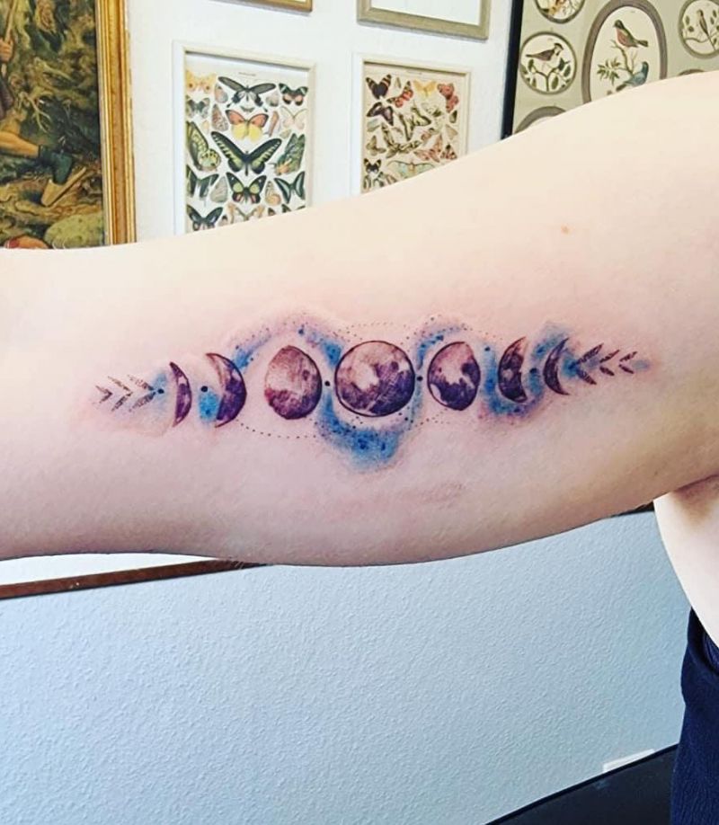 30 Pretty Moon Phase Tattoos You Must Love