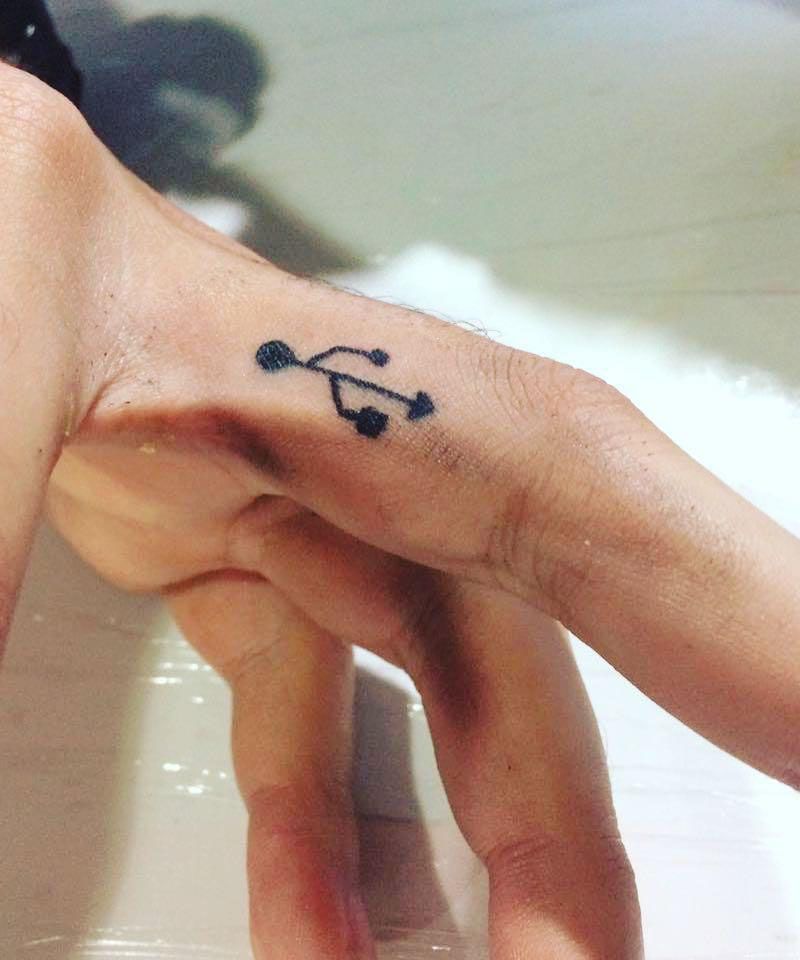 30 Unique USB Tattoos for Your Inspiration