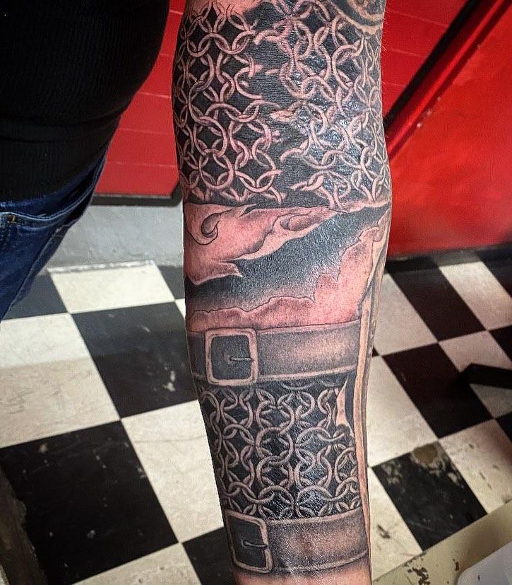 30 Gorgeous Chain Mail Tattoos You Must See