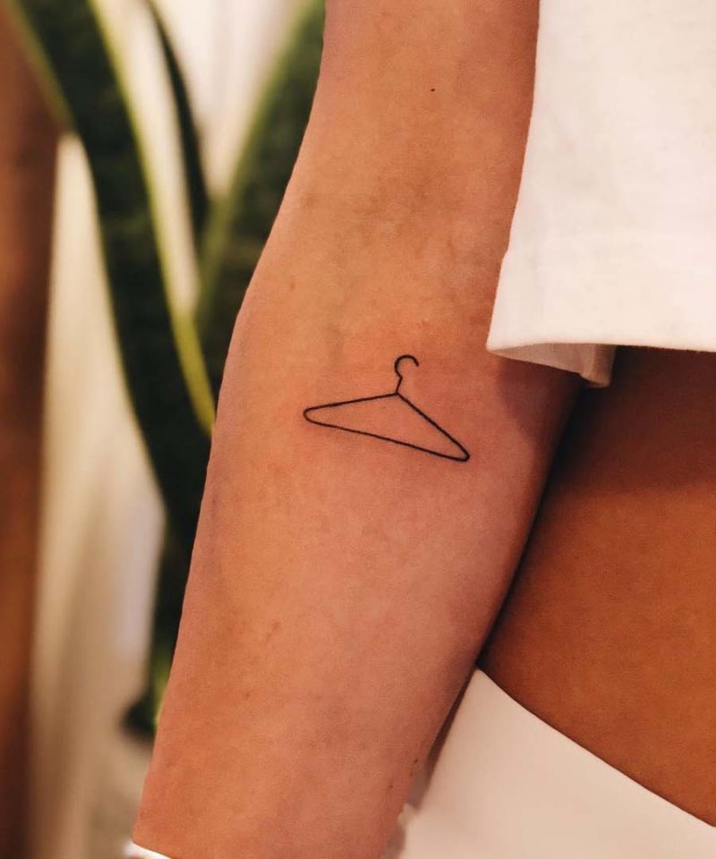 30 Unique Hanger Tattoos You Must Try