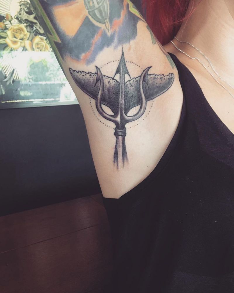 30 Pretty Armpit Tattoos for Your Inspiration