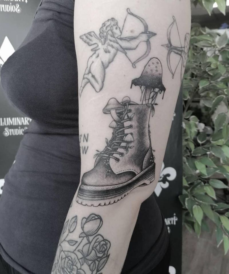 30 Unique Boot Tattoos You Will Love