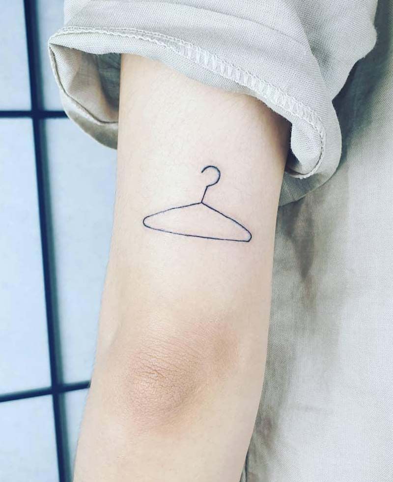 30 Unique Hanger Tattoos You Must Try