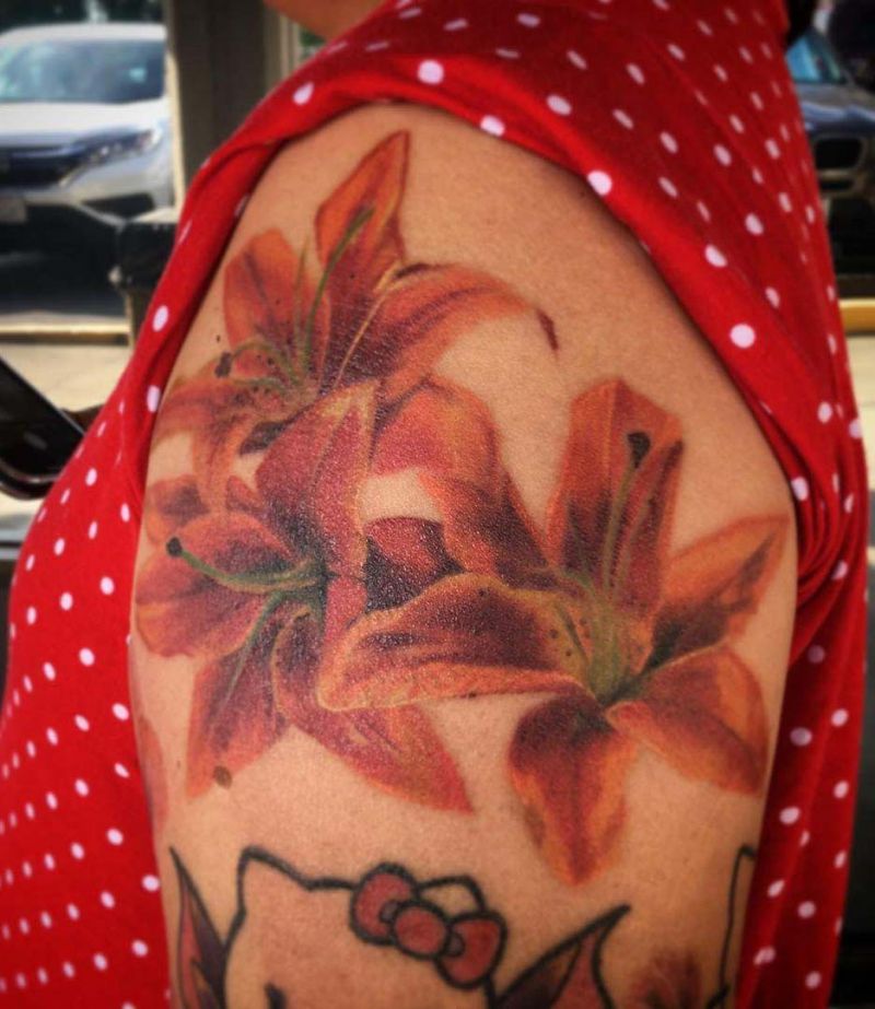 30 Elegant Stargazer Lily Tattoos You Will Love