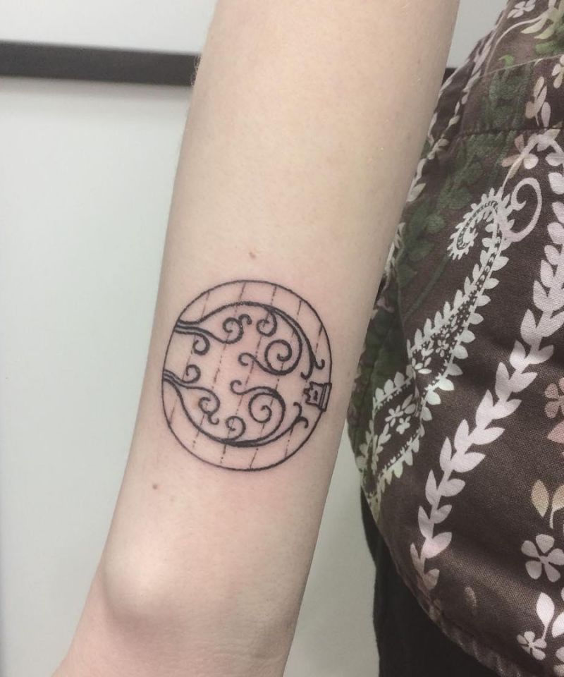 30 Unique Hobbit Door Tattoos You Can Copy