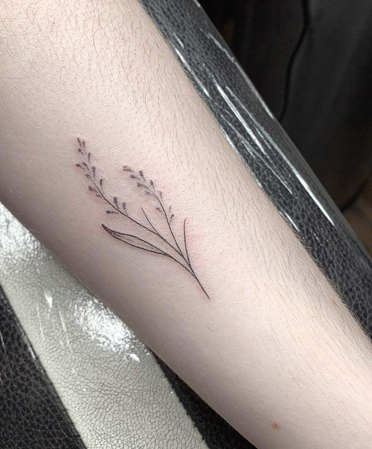 30 Elegant Lavender Tattoos You Can Copy