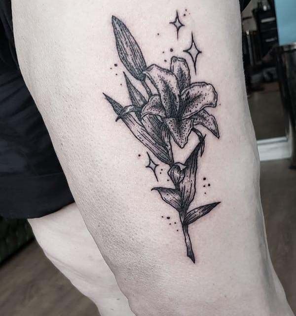 30 Elegant Stargazer Lily Tattoos You Will Love