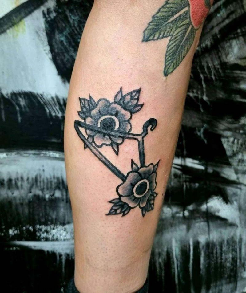 30 Unique Hanger Tattoos You Must Try