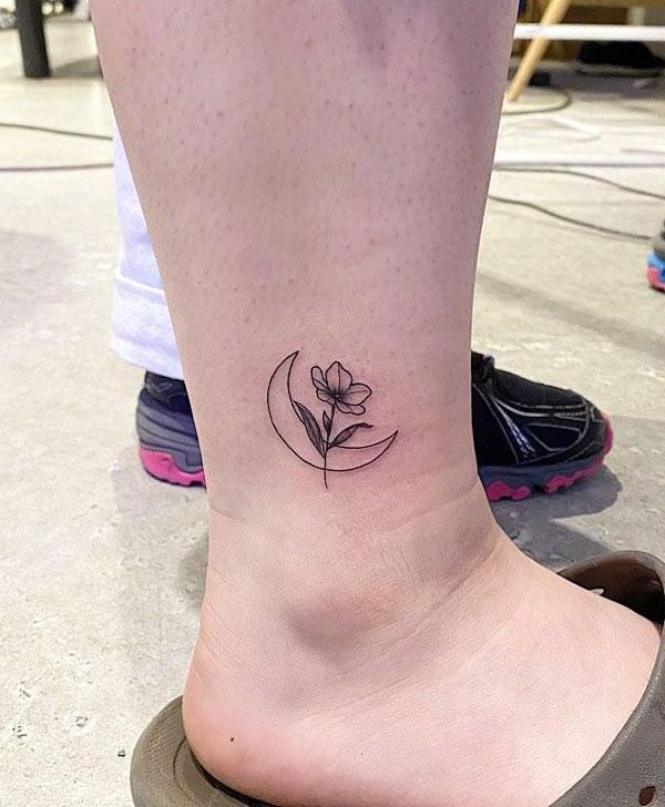 30 Pretty Moon Flower Tattoos You Will Love