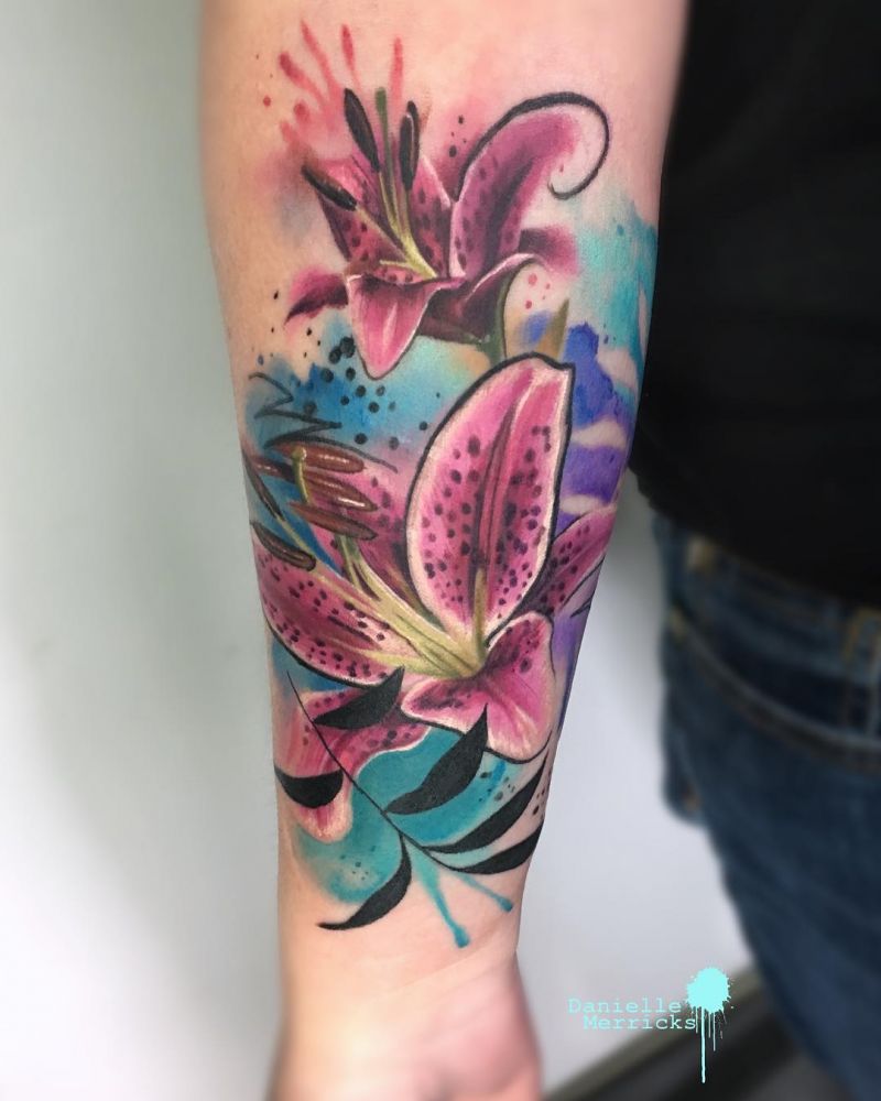 30 Elegant Stargazer Lily Tattoos You Will Love