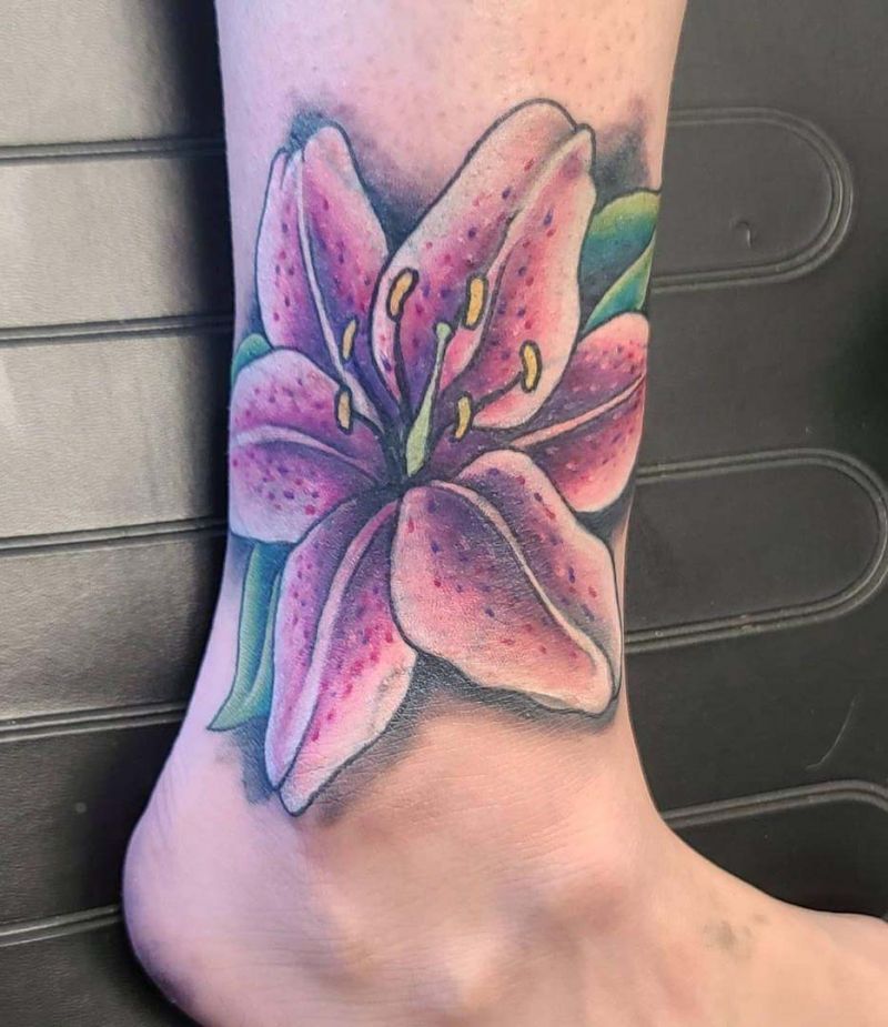 30 Elegant Stargazer Lily Tattoos You Will Love