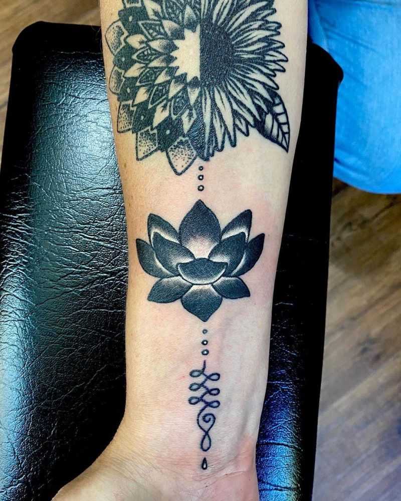 30 Unique Black Lotus Tattoos You Must Love