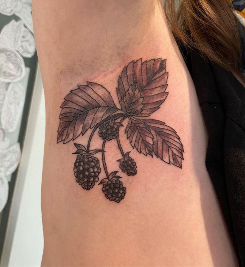 30 Pretty Armpit Tattoos for Your Inspiration