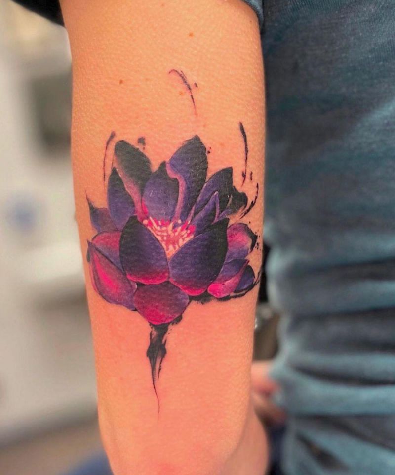 30 Unique Black Lotus Tattoos You Must Love