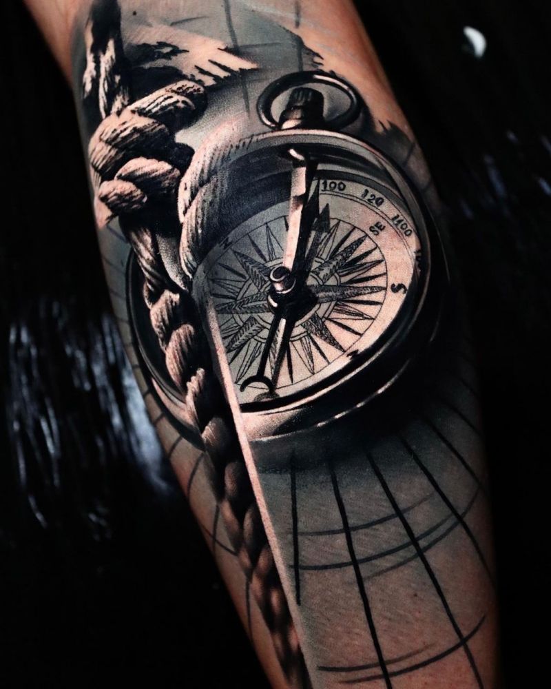 30 Unique Compass Tattoos You Must Try