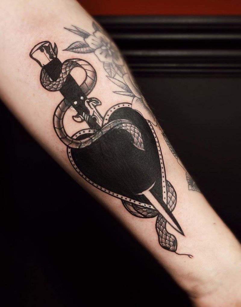 30 Unique Black Heart Tattoos You Can Copy