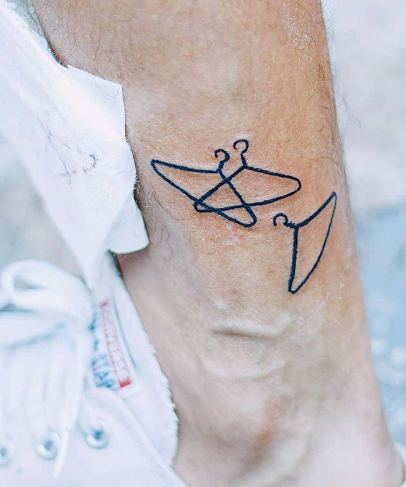 30 Unique Hanger Tattoos You Must Try