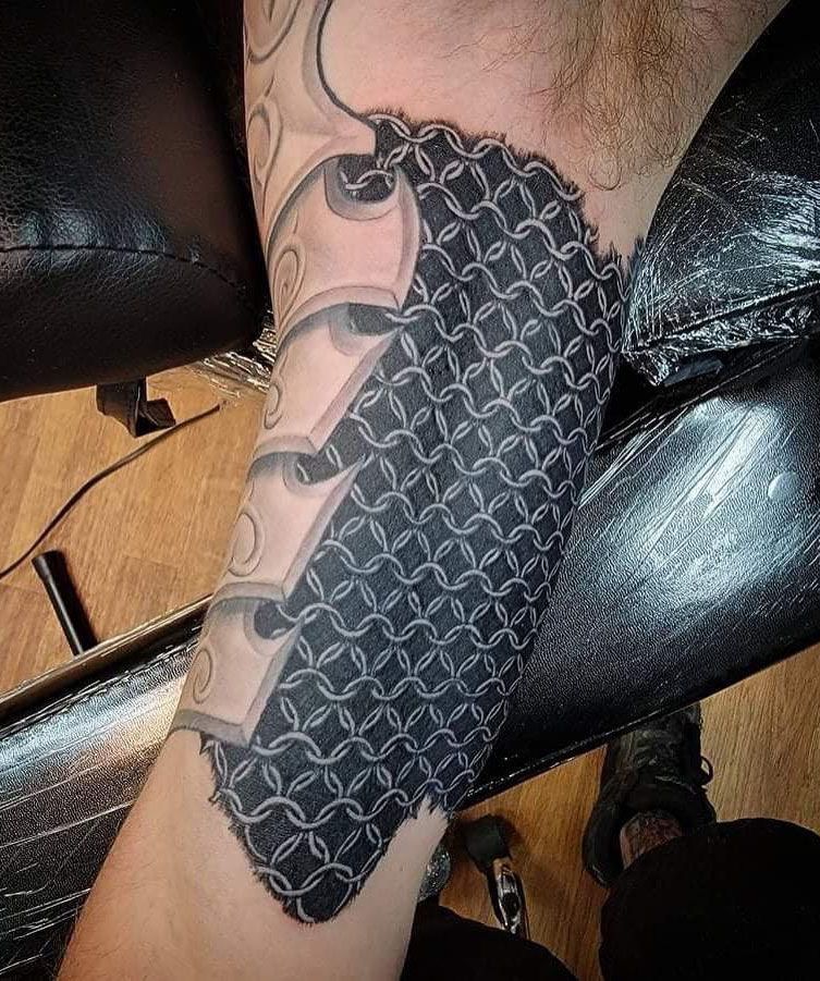 30 Gorgeous Chain Mail Tattoos You Must See