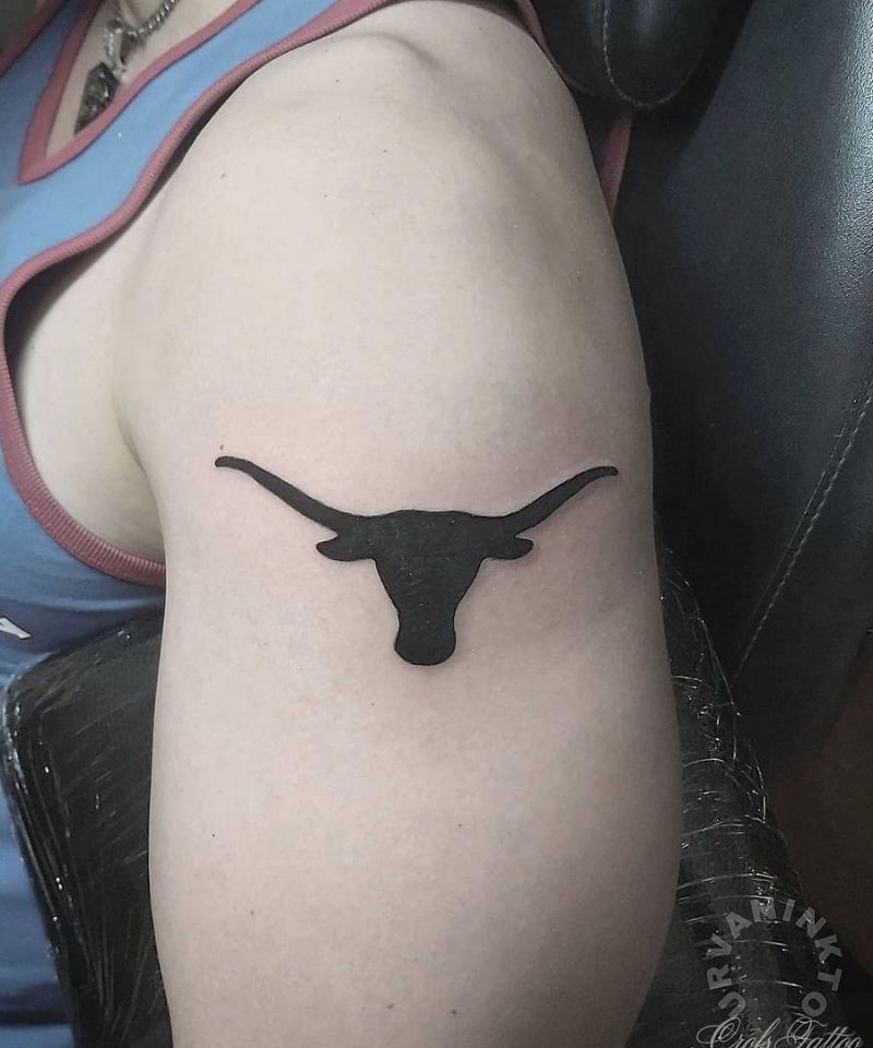 30 Cool Longhorn Tattoos You Must See