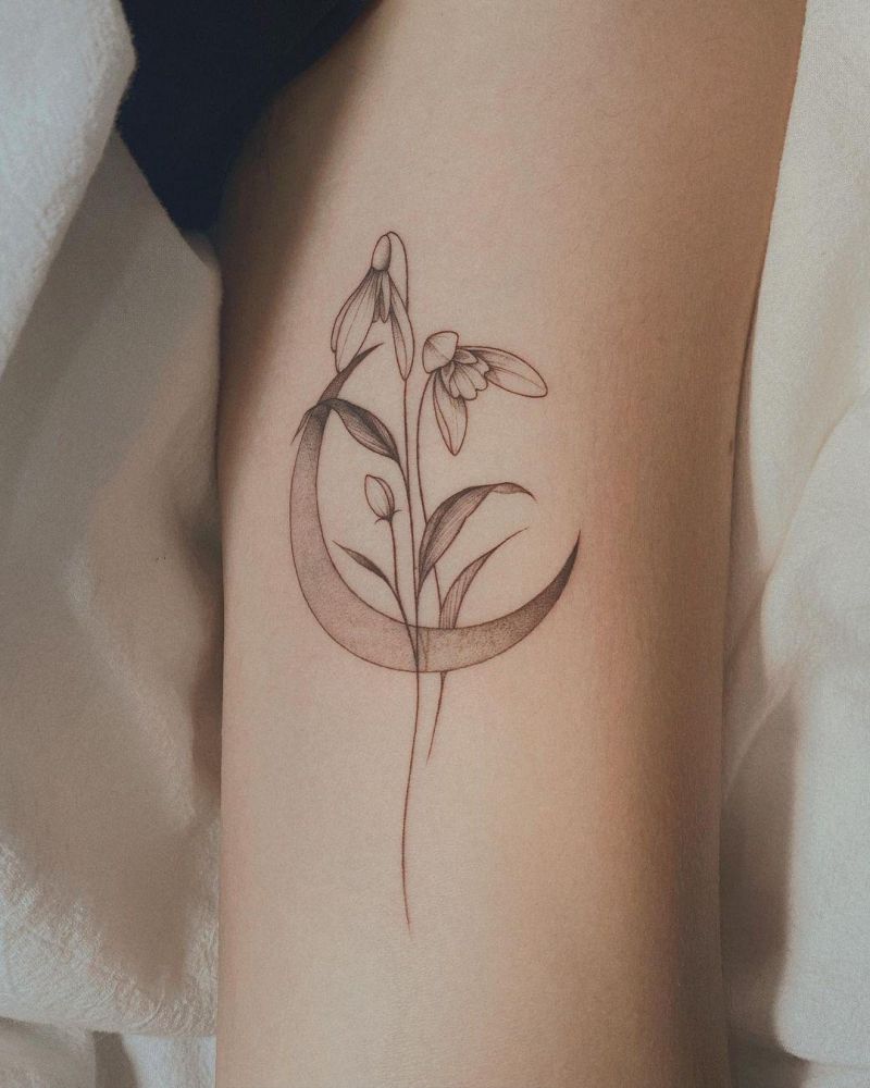30 Pretty Moon Flower Tattoos You Will Love