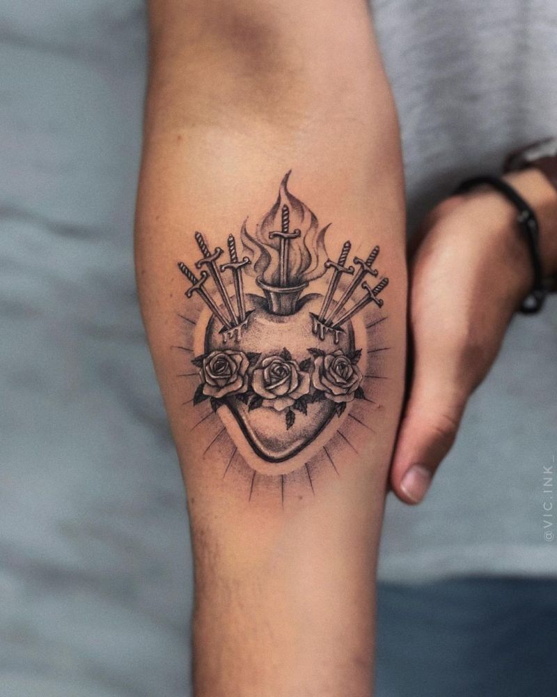 30 Unique Sacred Heart Tattoos for Your Inspiration