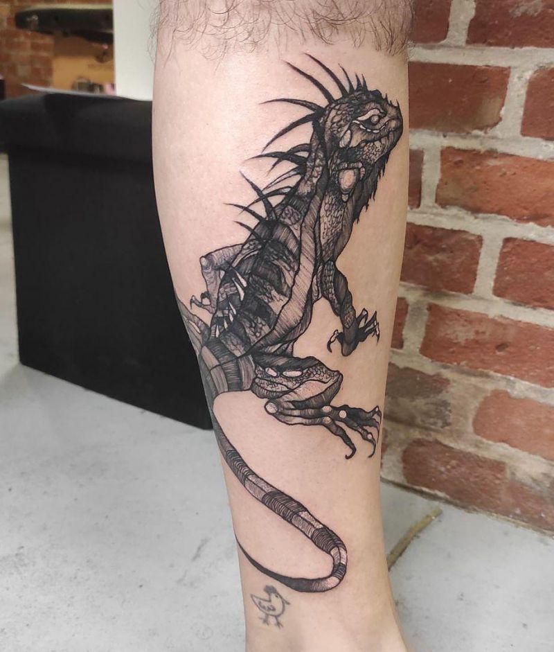 30 Pretty Iguana Tattoos You Will Love