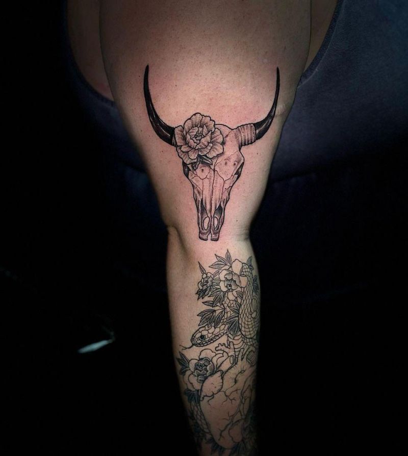 30 Cool Longhorn Tattoos You Must See