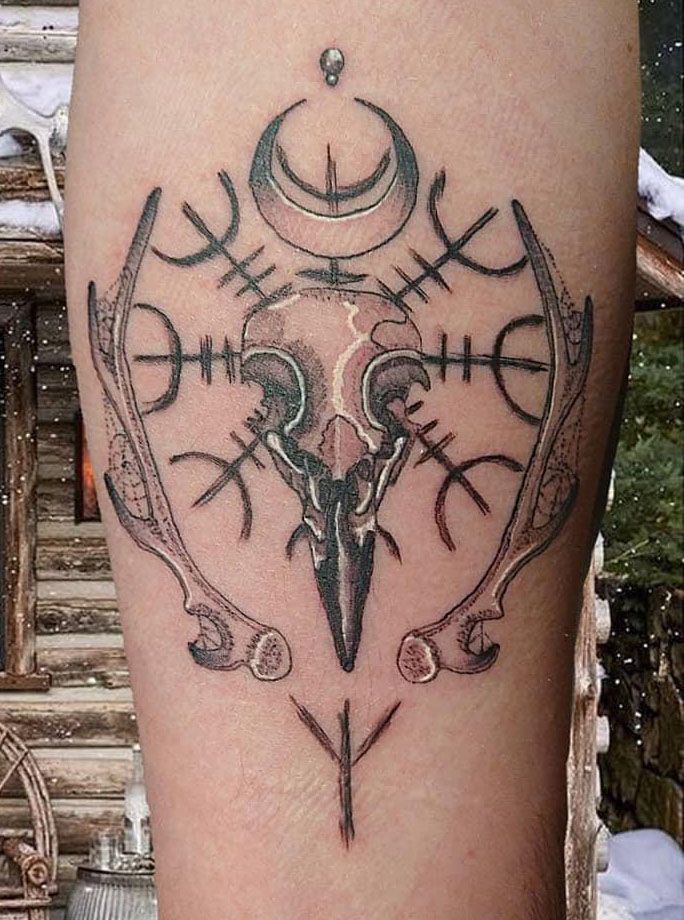 30 Gorgeous Helm Of Awe Tattoos You Can Copy